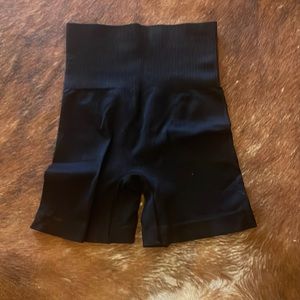 Ribbed nylon/spandex biker shorts - ShoSho black XS/S